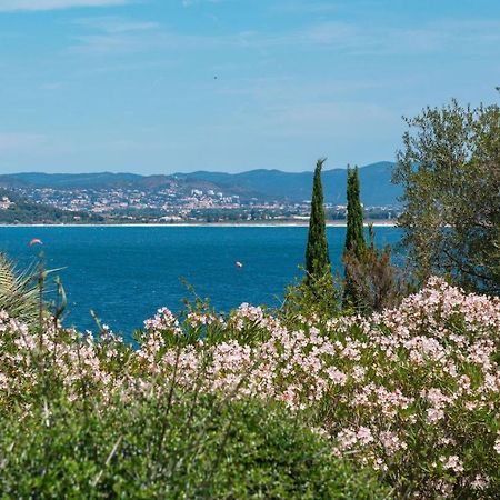 Villa Vue Mer Presqu'Ile De Giens Avec Piscine Hyeres Exterior photo